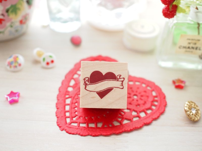 Photo1: Heart Wood Mounted Rubber Stamp From Cui (1)