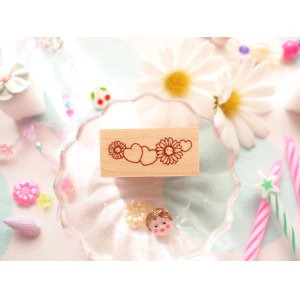 Photo: Daisy Heart Wood Mounted Rubber Stamp From Cui