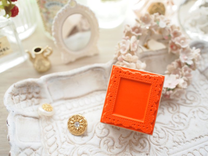 Photo3: Antiq​ue Frame Wood Mounted Rubber Stamp From Cui