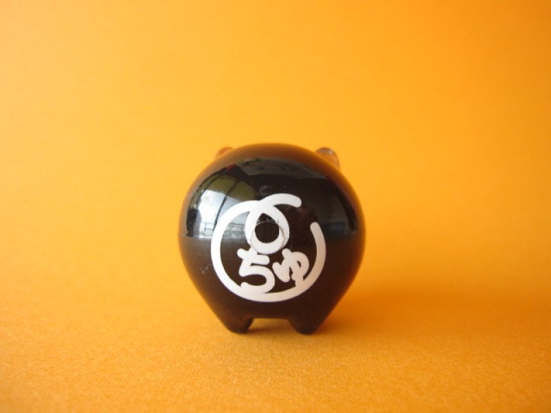 Photo1: Cute Butachu Mini Piggy Acrylic Mascot Toy *Black