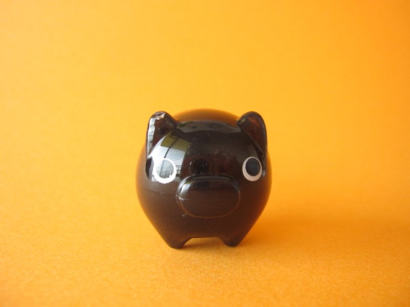 Photo1: Cute Butachu Mini Piggy Acrylic Mascot Toy *Black (1)