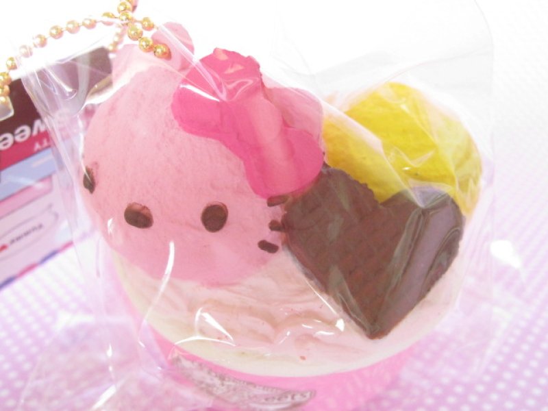 Photo1: Kawaii Cute Hello Kitty Lovely Sweets Squishy Keychain Charm Sanrio *Ice Cream Cup Strawberry