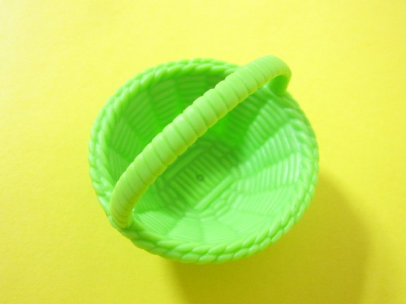 Photo2: Miniature Plastic Basket *Green