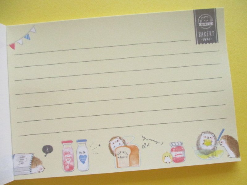 Photo3: Petit Friends Marche Stationery Medium Memo Pad Q-LiA *はりねずみ Hedgehog (34759)