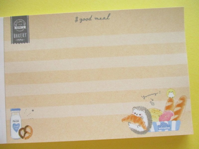 Photo1: Petit Friends Marche Stationery Medium Memo Pad Q-LiA *はりねずみ Hedgehog (34759)