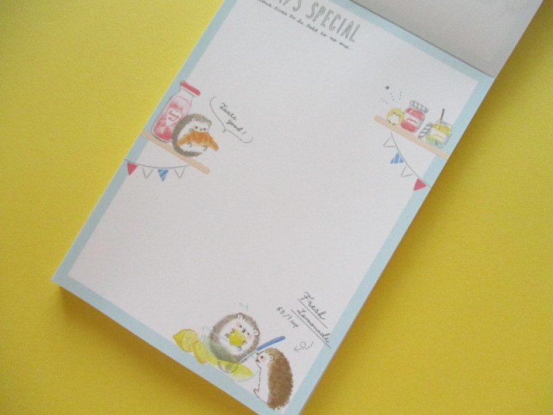 Photo2: Petit Friends Marche Stationery Medium Memo Pad Q-LiA *はりねずみ Hedgehog (34759)