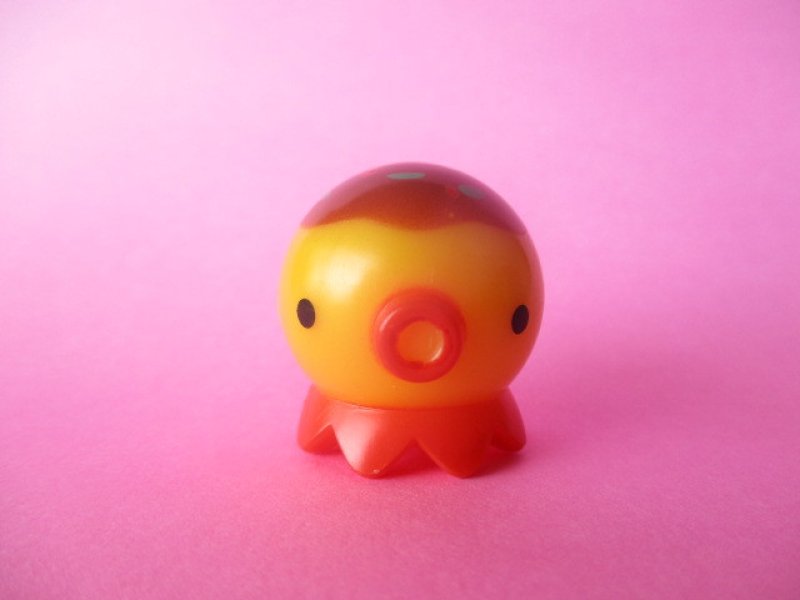 Photo1: Octopus Takochu Plastic Mini Figure Toy * Takoyaki  (1)
