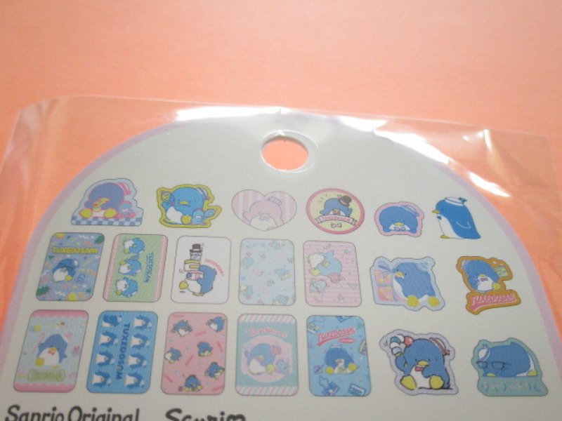 Photo2: Kawaii Cute Sticker Flakes Pack in the Plastic Case Sanrio Original *TUXEDO SAM (03779-6)