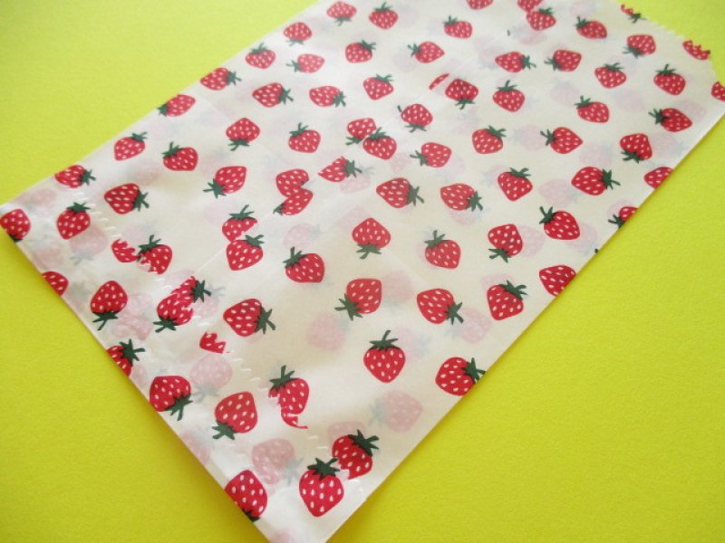 Photo2: 10 pcs Kawaii Cute Strawberry Design Flat Paper  Bags Set *Size M