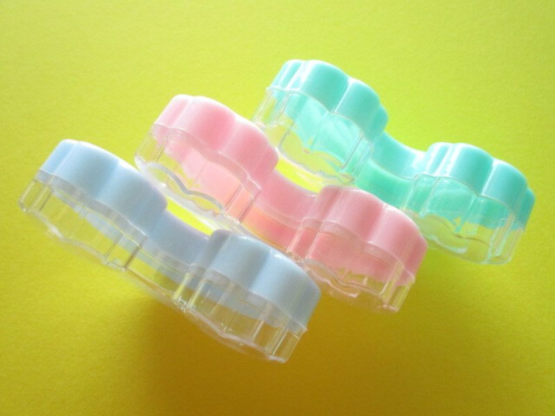Photo2: 3 pcs Kawaii Cute Mini Plastic Cases Set *Rainbow & Clouds