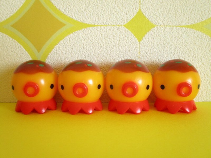 Photo1: 4 pcs Takoyaki  Takochu Plastic Mini Figure Toy Set Rare (1)
