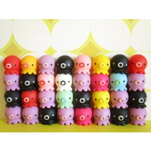 Photo: 32 pcs Takochu Plastic Mini Figure Toy Set 