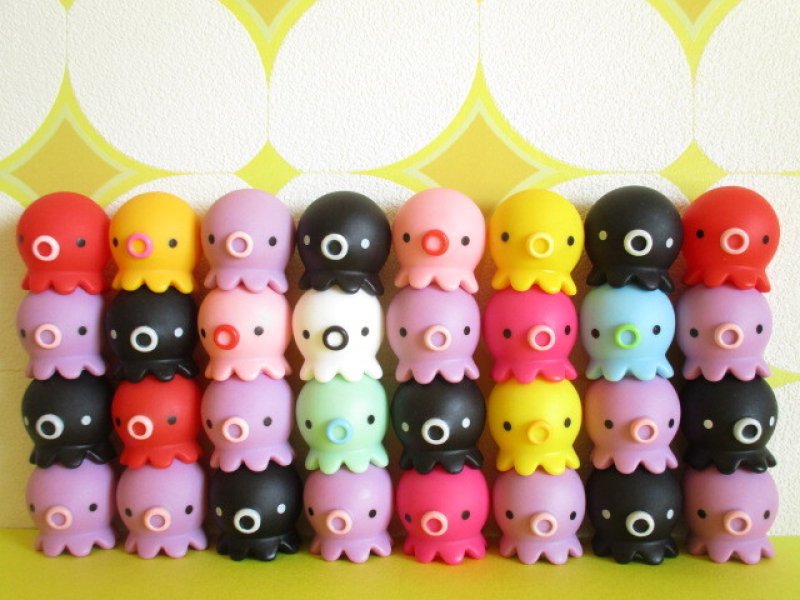 Photo1: 32 pcs Takochu Plastic Mini Figure Toy Set  (1)