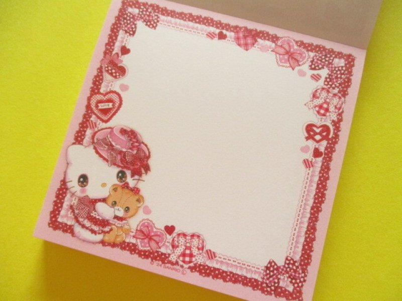 Photo1: Kawaii Cute Medium Memo Pad Sanrio Characters × 飴ノ森ふみか Amenomori Fumika Clothes Pin *Hello Kitty (MM-84004) 