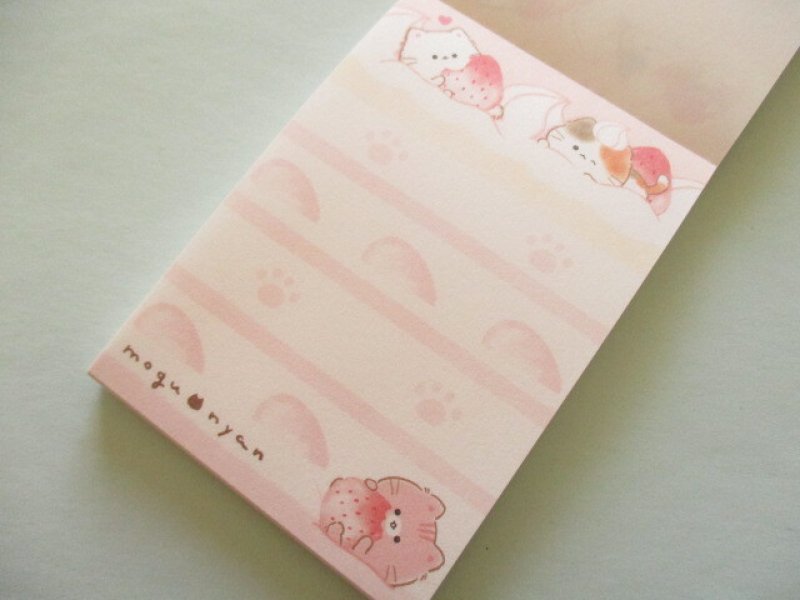 Photo1: Kawaii Cute Mini Memo Pad Mogu♡nyan Kamio Japan *Strawberry Cake (228239)
