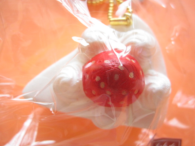 Photo: Cafe de N Squishy Keychain Charm Nic *Strawberry Sponge Cake Double Cream (CDN09-1)