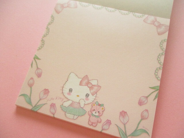 Photo: Kawaii Cute Medium Memo Pad Hello Kitty × たけい みき Miki Takei Clothes Pin *Elegance (MM-84052) 